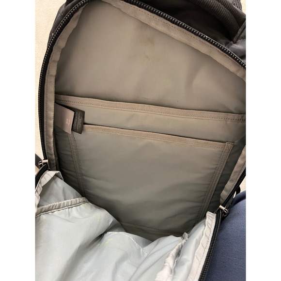 Columbia Sportswear Black Backpack Unisex Daypack XU1678 1951531 Hiking Travel - Picture 7 of 13